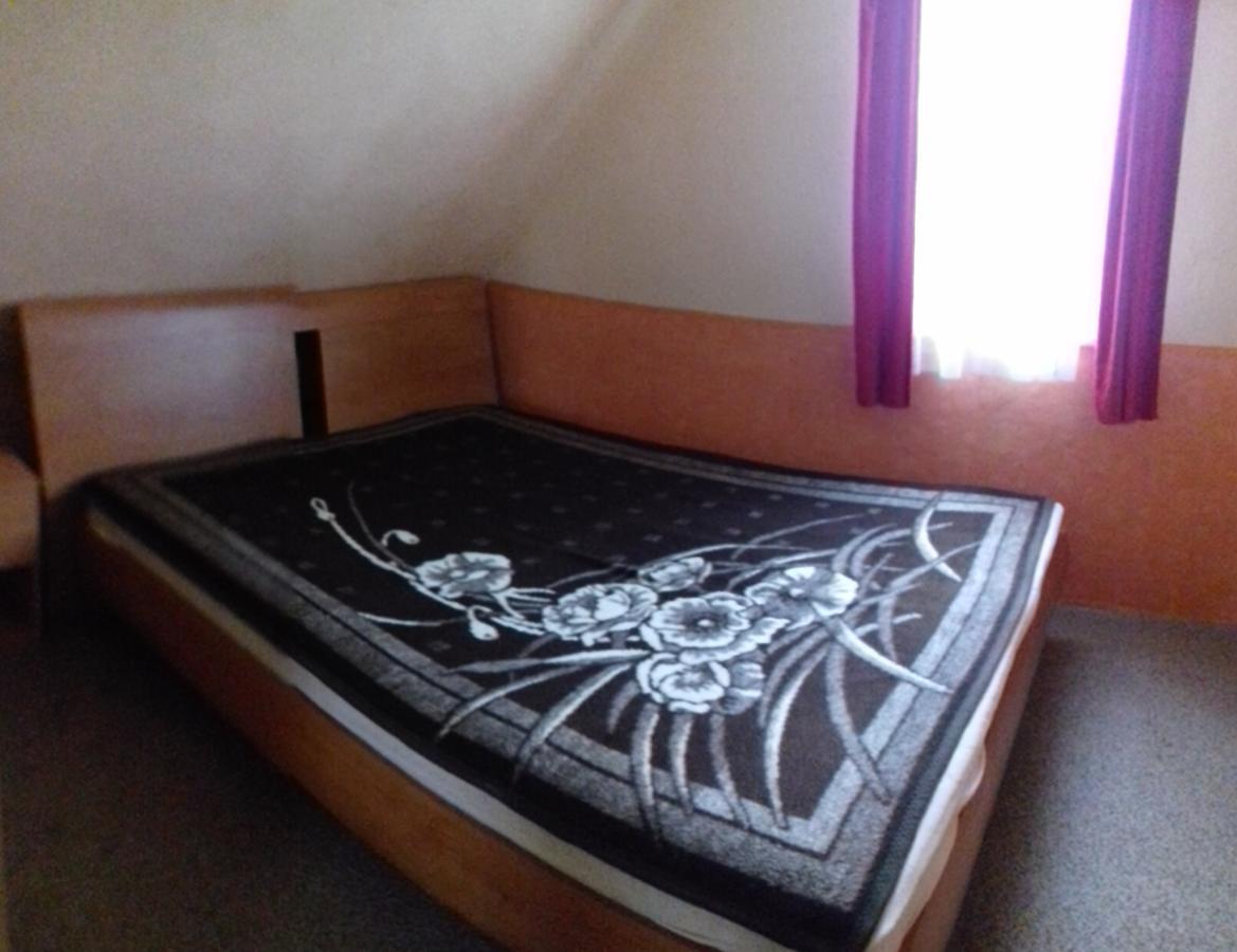 Arany Apartman Zsory Mezőkövesd Extérieur photo